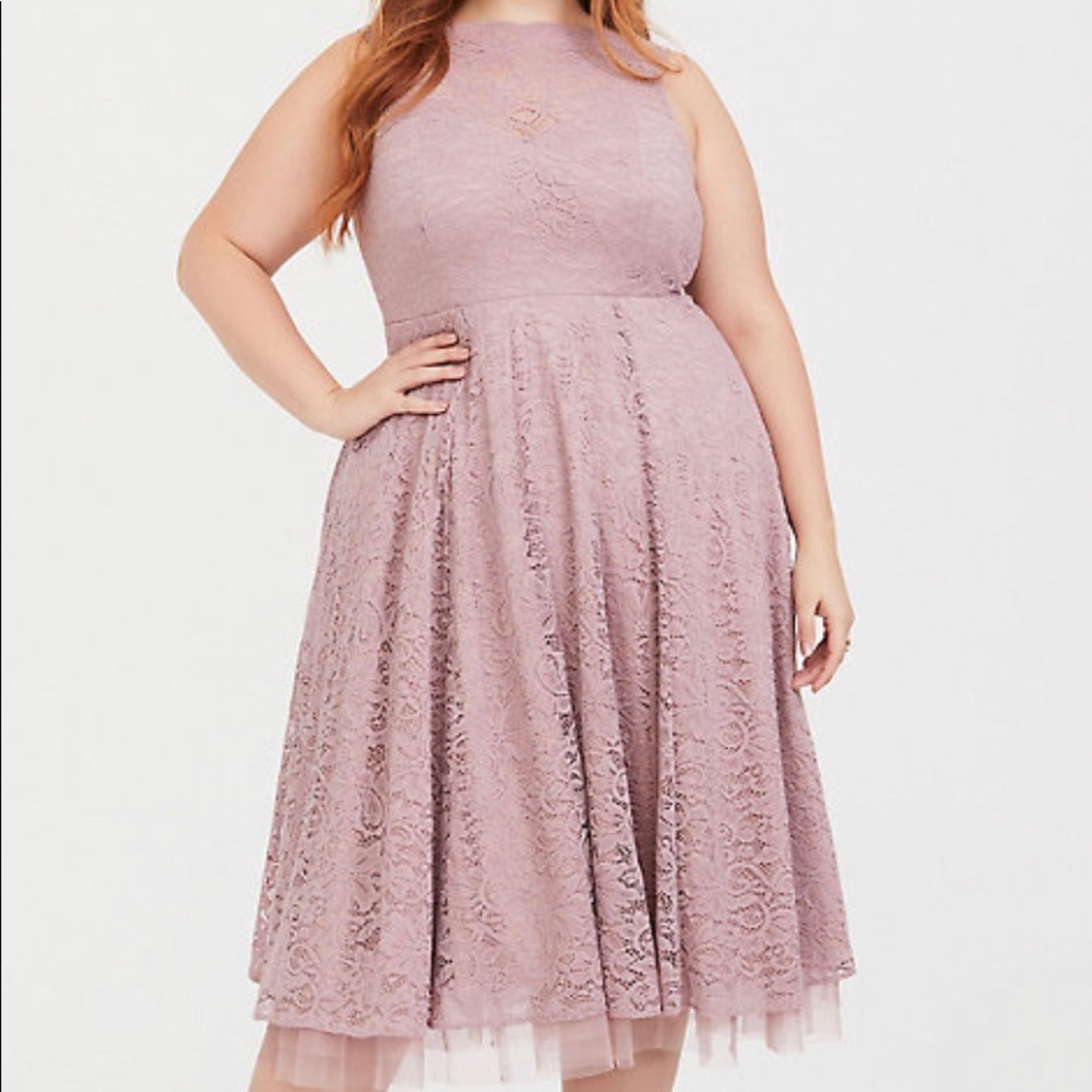 Sleeveless Mauve Lace Dress - Torrid Size 14